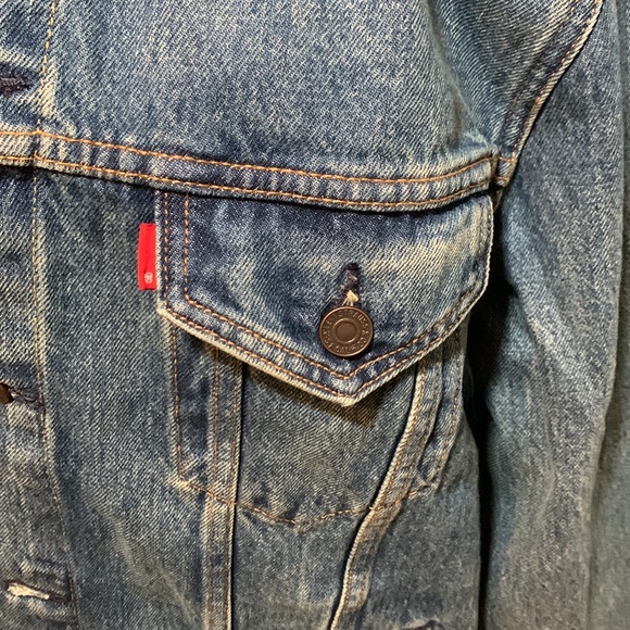 NWT Levis Premium Vintage Fit Trucker Jacket - Picture 2 of 10